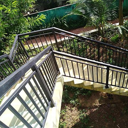 Dolphin Cottage มิริสซา ภายนอก รูปภาพ