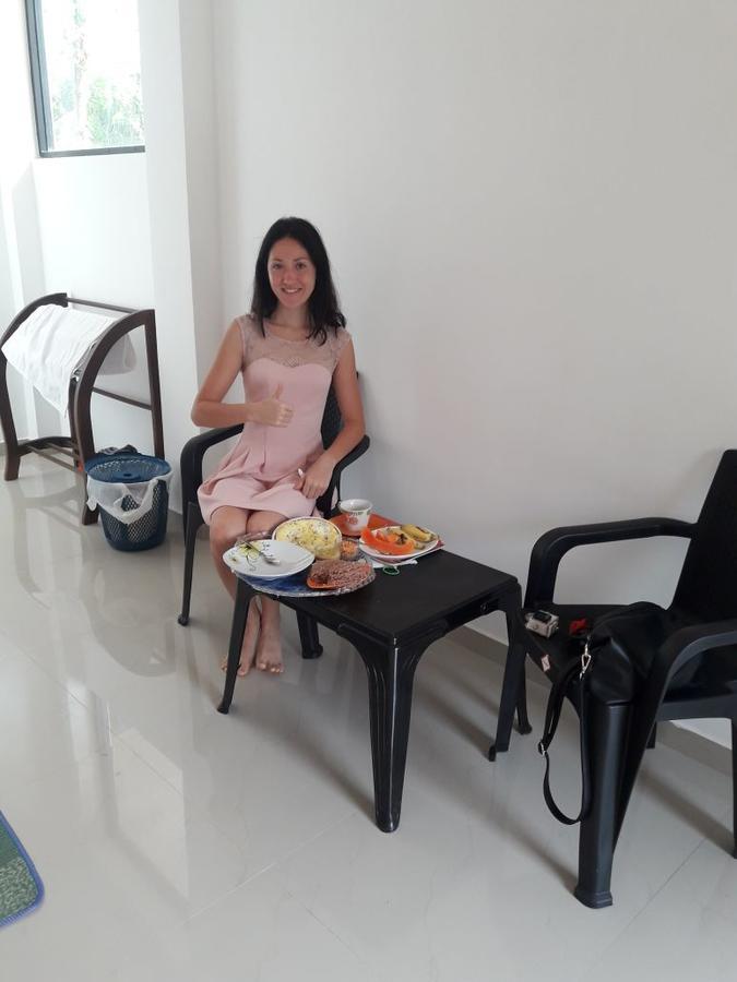 Dolphin Cottage มิริสซา ภายนอก รูปภาพ